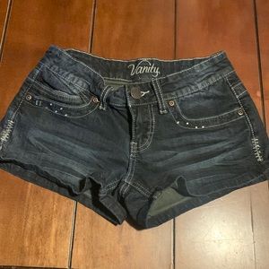 Vanity Shorts size 25